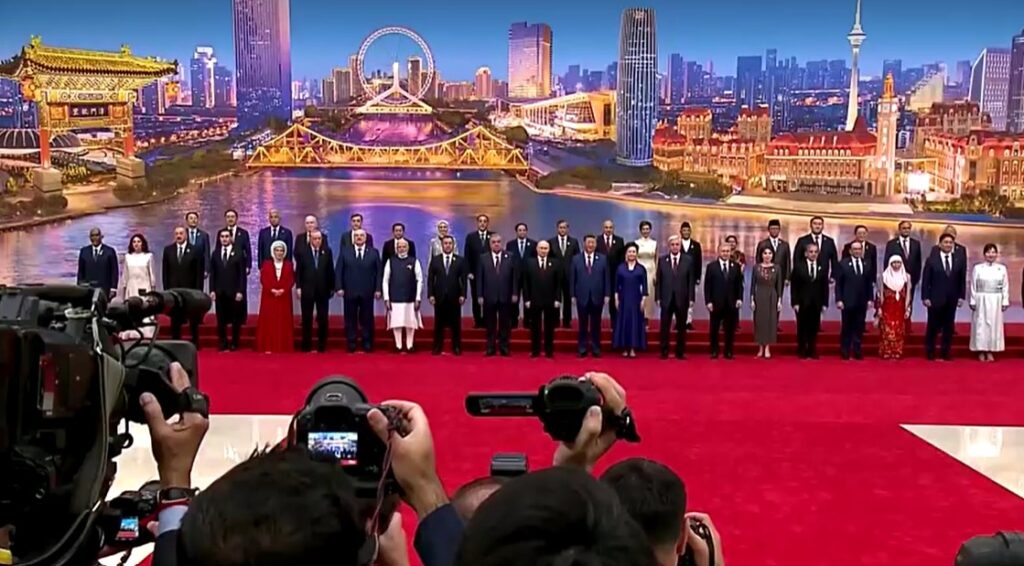 Family photo at SCO summit in China long shot