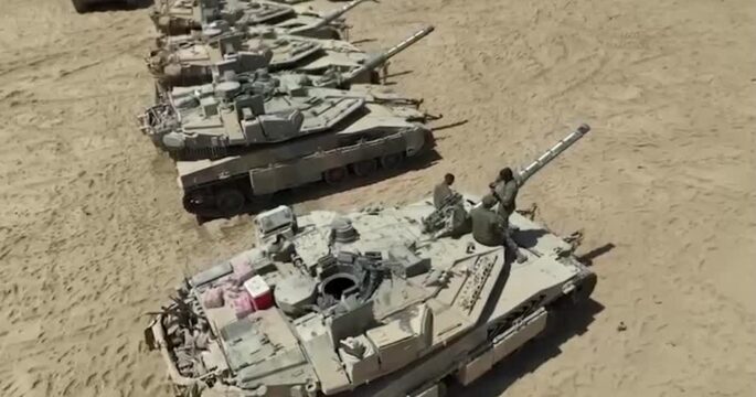 Israeli army prepares to receive reservists as military offensive in Gaza expands