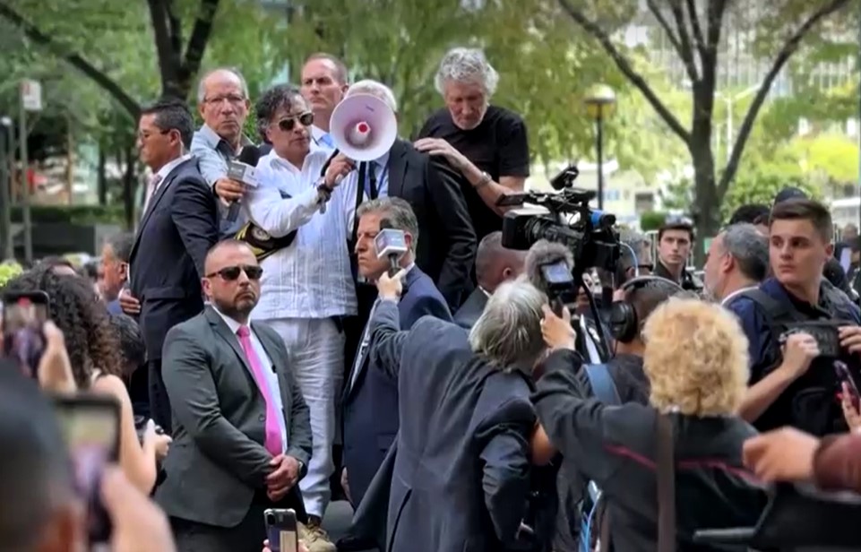 Colombia President speaks in front of UN headquarters in New York