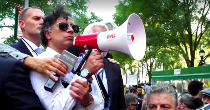 Colombia President speaks in front of UN headquarters in New York